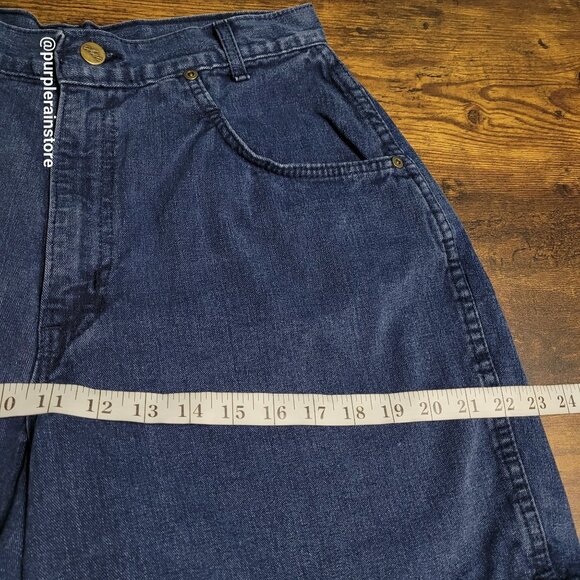 Vtg Chic Denim Shorts Size 15 Waist 28 In High Rise Medium Dark Wash 80's Mom - Picture 8 of 13